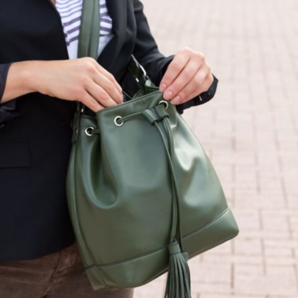 Bobbi Chicago - Army HALSTED Bucket Bag